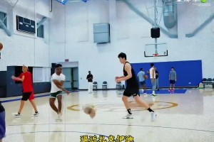 杨瀚森选秀评分达到90分超越周琦选秀模板更新为中国男篮传奇内线