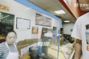 古有周琦鸡蛋灌饼，今有杨瀚森煎饼果子？