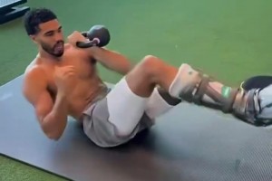 早日康复图图！恢复道路道阻且长期待早日回归赛场