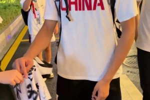 朱正应该是中国篮球最有天赋的后卫了吧!