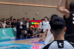 NBA球员的天赋！凯尔登约翰逊来中国打球简直就是降维打击