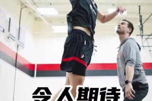 队记：杨瀚森用英语和队友交流比对媒体说的多 语言障碍不是问题