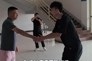CUBAL东南赛区MVP，华侨大学张高铭回株洲探望恩师袁新辉。