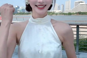 美啊！美女主播金佳悦的不同穿搭：旅行转场这样拍！