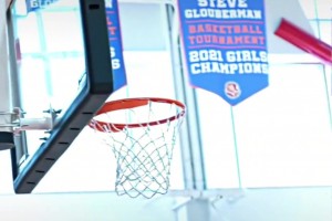巅峰大帝是NBA近70年技能包最多的中锋之一