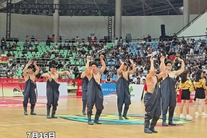 跟着浙BA一起大展宏图，谁能想到还能看到肌肉帅哥啊...