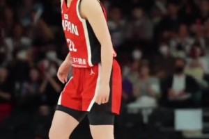 球迷：中国女篮如果亚洲杯不夺冠 主教练宫鲁鸣得背锅 原因有3