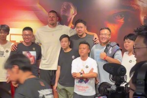 唯独一个球迷能给约基奇留下深刻印象...