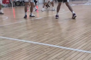 什么你跟我说这是初中生？飞扣背扣？？？？