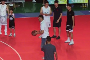 投篮肌肉记忆不会掉！战神不愧是战神 现在三分出手依旧百发百中