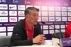 宫鲁鸣：大家对张子宇期待太高了，她问题很多&防守是最大短板