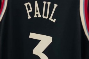 依然是CP3！快船队开始制作保罗的球衣~