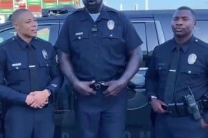 吧友来判案：这警察不是奥尼尔把？只是像+奥胖配音混剪？
