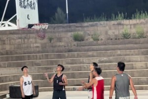 左右手艾弗森式crossover大变向真的太难防了