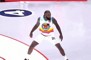 会玩！史蒂芬森big3联赛大秀花活