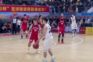 庞峥麟在野球场上简直就是无敌的存在