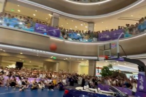世界扣篮冠军陈登星来苏州，精彩扣篮助威“村BA” ...