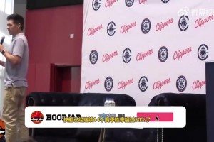 保罗刚回快船第一天就哭了！发布会上，球迷不停喊着“CP3”！