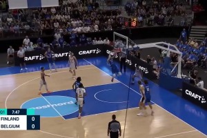 这身材放FIBA真的大杀器！马尔卡宁在昨日的热身赛中大杀四方