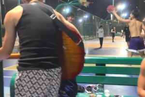 好一个充满文艺氛围的“性骚扰”！终于知道什么叫想逃，逃不掉..