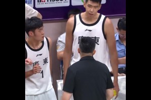 矛盾未解 申请交易！此前徐昕比赛中和杜锋吵架 并手指着杜锋~