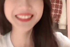 被曝出互相绿互相骗！徐杰与女友此前还在直播中甜蜜秀恩爱呢~
