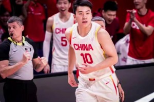 本以为凑数却成大腿？由于张镇麟+曾凡博都受伤 王俊杰才顶替上