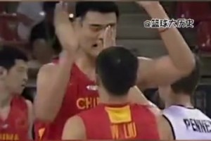 今天又赢了！雅典奥运中国69-62新西兰 姚明全场爆砍39分