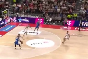 约基奇的妙传真是随心所欲啊，解说都忍不住笑了！