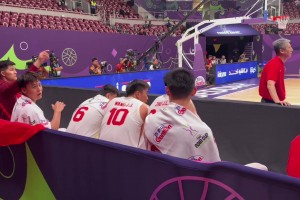 男篮内外双核！赵睿和胡金秋场下也一直讨论战术 全身心投入比赛