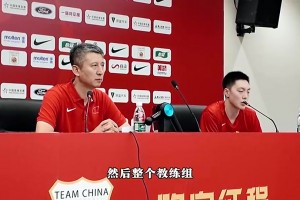 胡明轩此前也当过男篮队长，今天神勇表现险些拯救中国男篮！