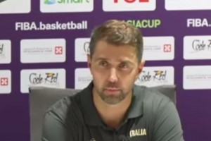 澳大利亚主帅：中国男篮是这次杯赛进攻最强队 荣幸有这样的对手