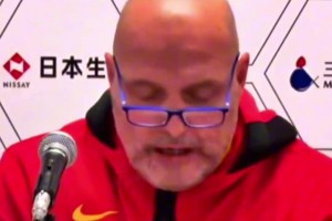 赵继伟2年前曾表示：乔帅早两年来 中国男篮一定会进奥运会