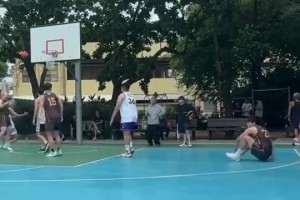 垫脚也能双撤步？这包是故意的啊！！