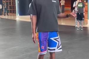 麦迪瘦了很多啊，有年轻时那感觉了