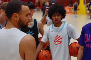 中国男篮未来之星！混血球员朱正晒视频：成为库里门徒！