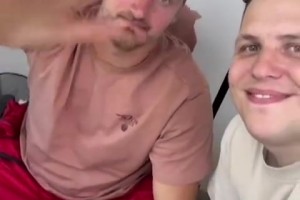 来个会塞语的吧友翻译下，约老师这叽里咕噜都在说什么？