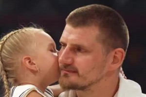 也是一个女儿奴！约基奇率队击败斯洛文尼亚 赛后第一时间找女儿