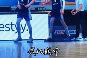 马卡二代？本届欧锦赛年龄最小球员 芬兰18岁五星高中生穆里宁