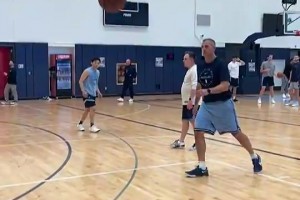 1米72的身高居然能闯荡NBA！看看河村勇辉是怎么训练的吧？