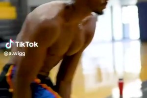 咋跟球队老大越来越像了呢？阿隆维金斯休赛期训练混剪！