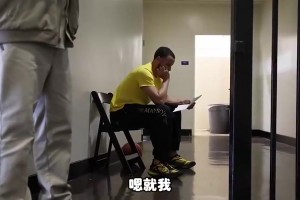 杨毅：我觉得现在37岁的库里，比十年前27岁的库里还厉害！