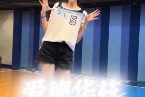 华子真实身高是多少？“身高质检员”1米96诺姐与华子的合影！