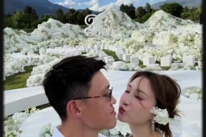 周鹏秀恩爱：天涯海角，朝朝幕幕，有你就好