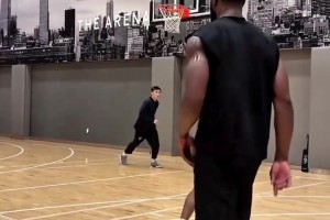 一招鲜，吃遍天！有种绝望是做杰伦布朗的陪练！