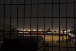 网友在上海实拍：看到了一群人追着他们的青春（詹姆斯）