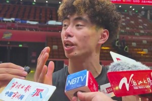 倪豪凯赛后点赞宁波奥体中心体育馆，这是我打过最牛的场地！