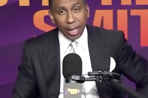 A-史密斯：莱昂纳德是最差的超巨 阴阳合同正是他的做事风格