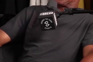 布莱恩肖选历史最佳首发阵容：魔术师乔丹伯德邓肯奥尼尔！