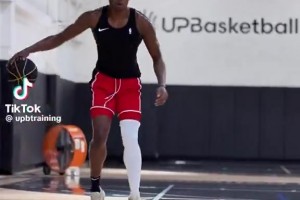 阿门休赛期练习运球&罚篮，这两项技术确实需要加强啊！